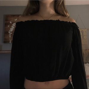 BRANDY MELVILLE OFF THE SHOULDER TOP